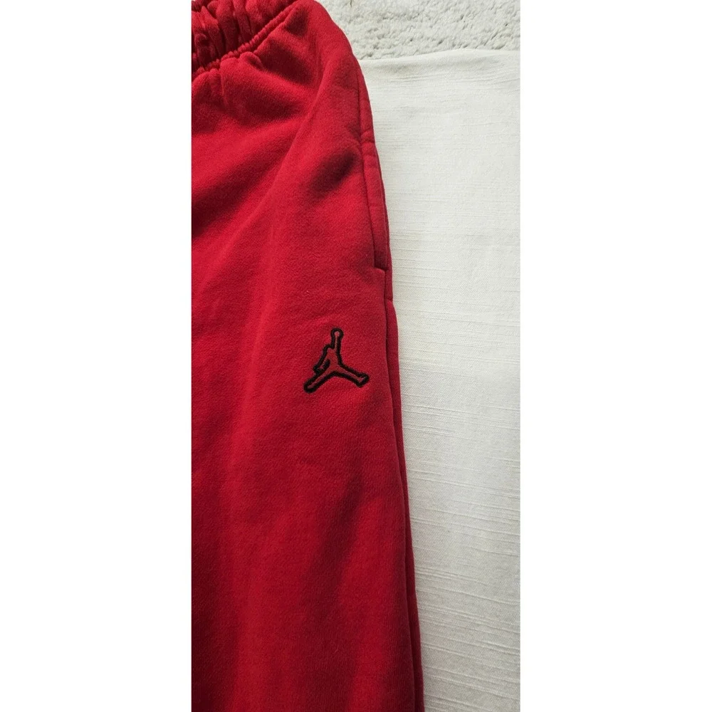 Jordan Essentials Mens Fleece Jogger Pants Red Jumpman Sweatpants Medium